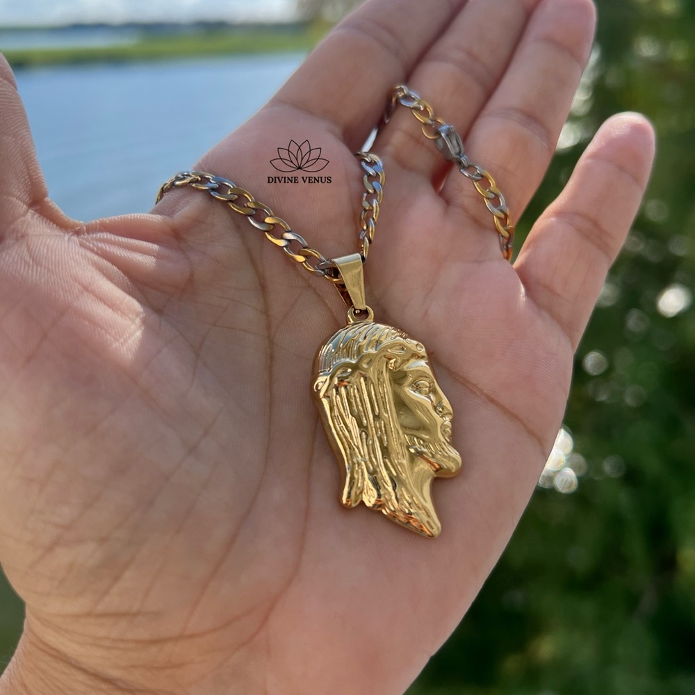 Jesus Christ Pendant Necklace | Dual Color Stainless Steel Necklace | Messiah 🫶🏼